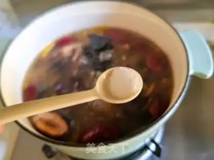 Make A chicken soup with sheep
