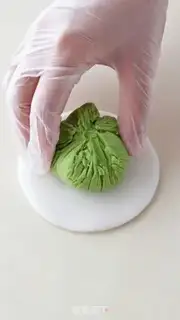 Make Tea and cheese ice-cream mooncake step 12