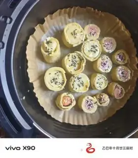 Make Hand grab cake step 4