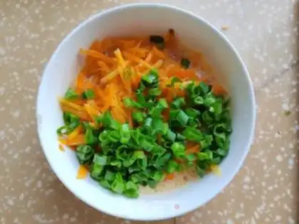 Make Carrot steamed eggs step 3