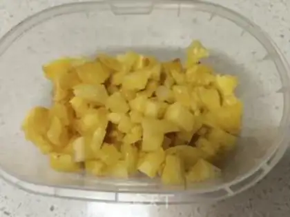 Make Pineapple juice step 1