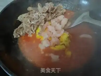 Make Tomato egg shrimp gravy step 6