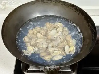 Make Garlic toad fans step 1
