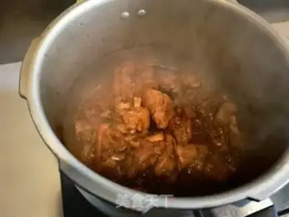 Make Yellow wine and pig hoof step 8