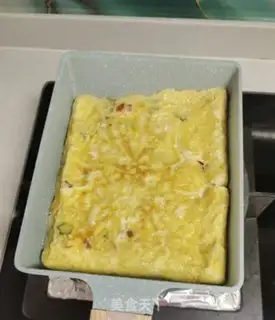 Make Creative vegetable fried eggs step 7