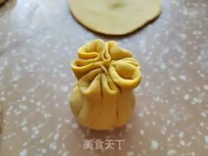 Make A cream cake step 23