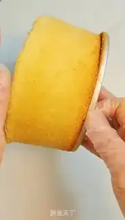 Make A cream cake step 24