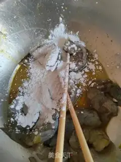 Make Pineapple shrimp step 1