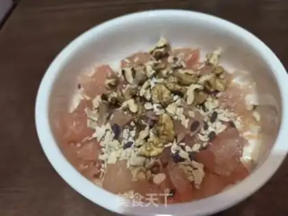 Make Redapple yogurt bowl step 7