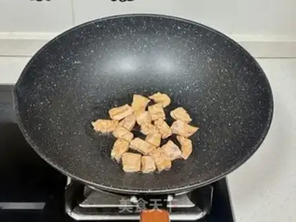 Make Cucumber salmon salad step 3