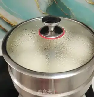 Make Homemade buns step 3