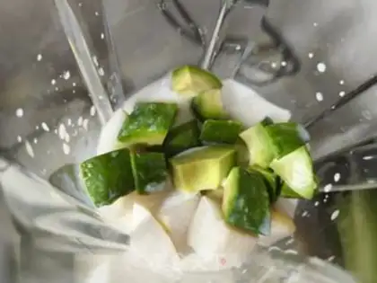 Make Sydney butter and fruit shake step 5