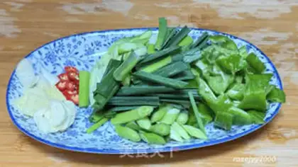 Make Pyramid garlic step 0