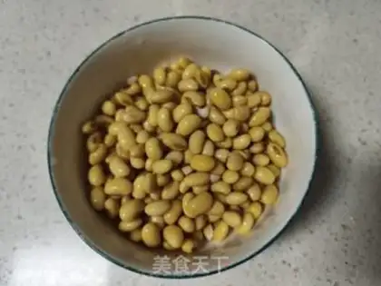 Make Milk soy step 1