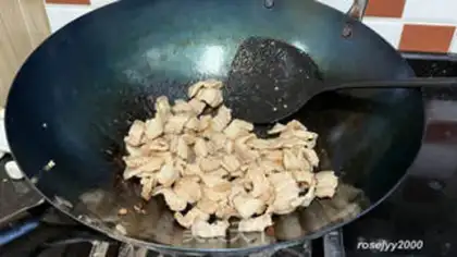 Make Pyramid garlic step 2