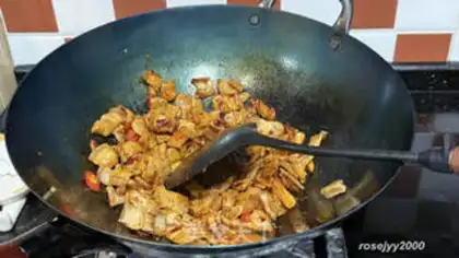 Make Pyramid garlic step 5
