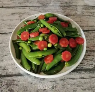 Make Sweet peas with carrots step 2