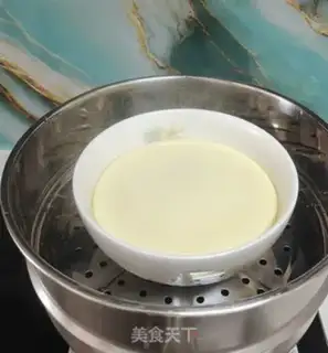 Make Tastes of eggs step 4