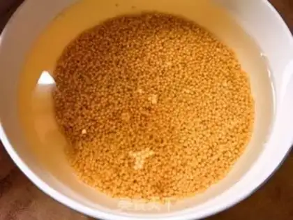 Make Three-coloured quinoa step 1