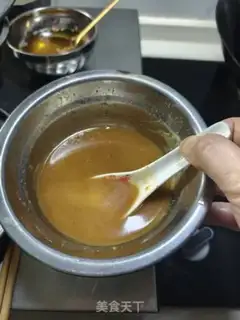 Make Pineapple roll step 8