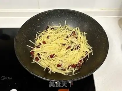 Make Spicy potatoes step 3