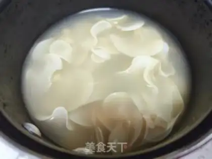 Make White jade, spinach step 1