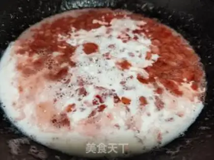 Make Strawberry hot milk step 6