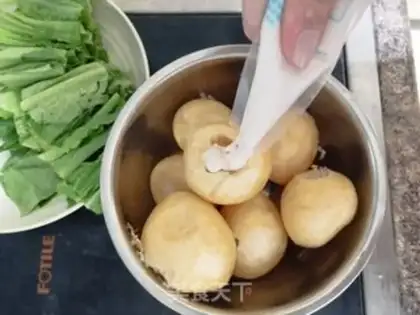 Make Shrimp with oil step 0