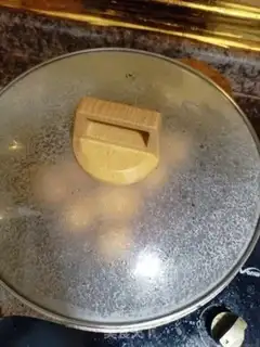 Make Shrimp with oil step 4