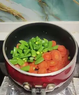 Make Eggs and vegetables step 3