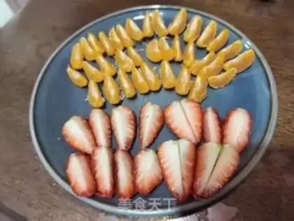 Make Strawberry yogurt step 1