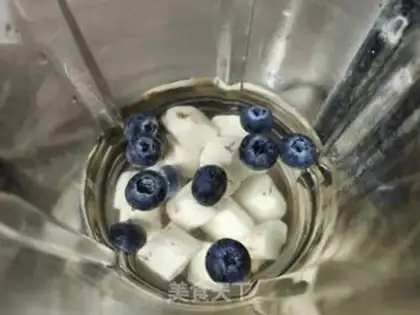 Make The blueberry melon step 6