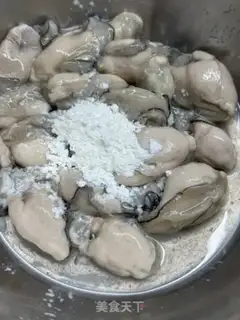 Make Pelican omelet step 1